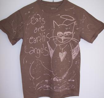 Taupe cat angel tshirt